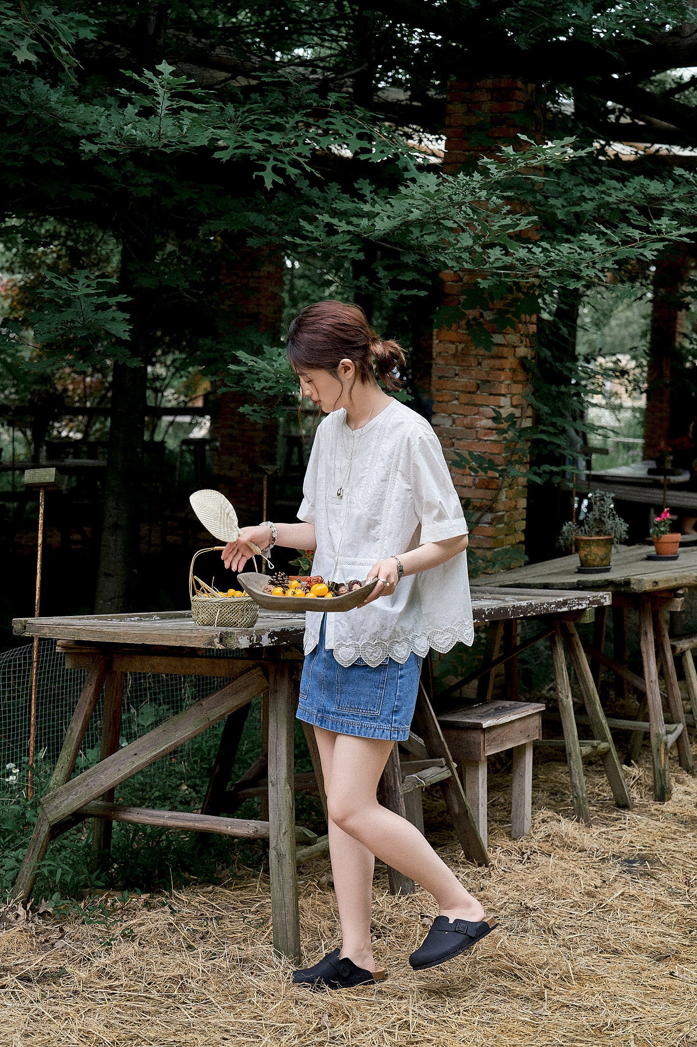 "Blue Islet Denim" High-Waisted A-Line Denim Skirt with Stylish Workwear Design