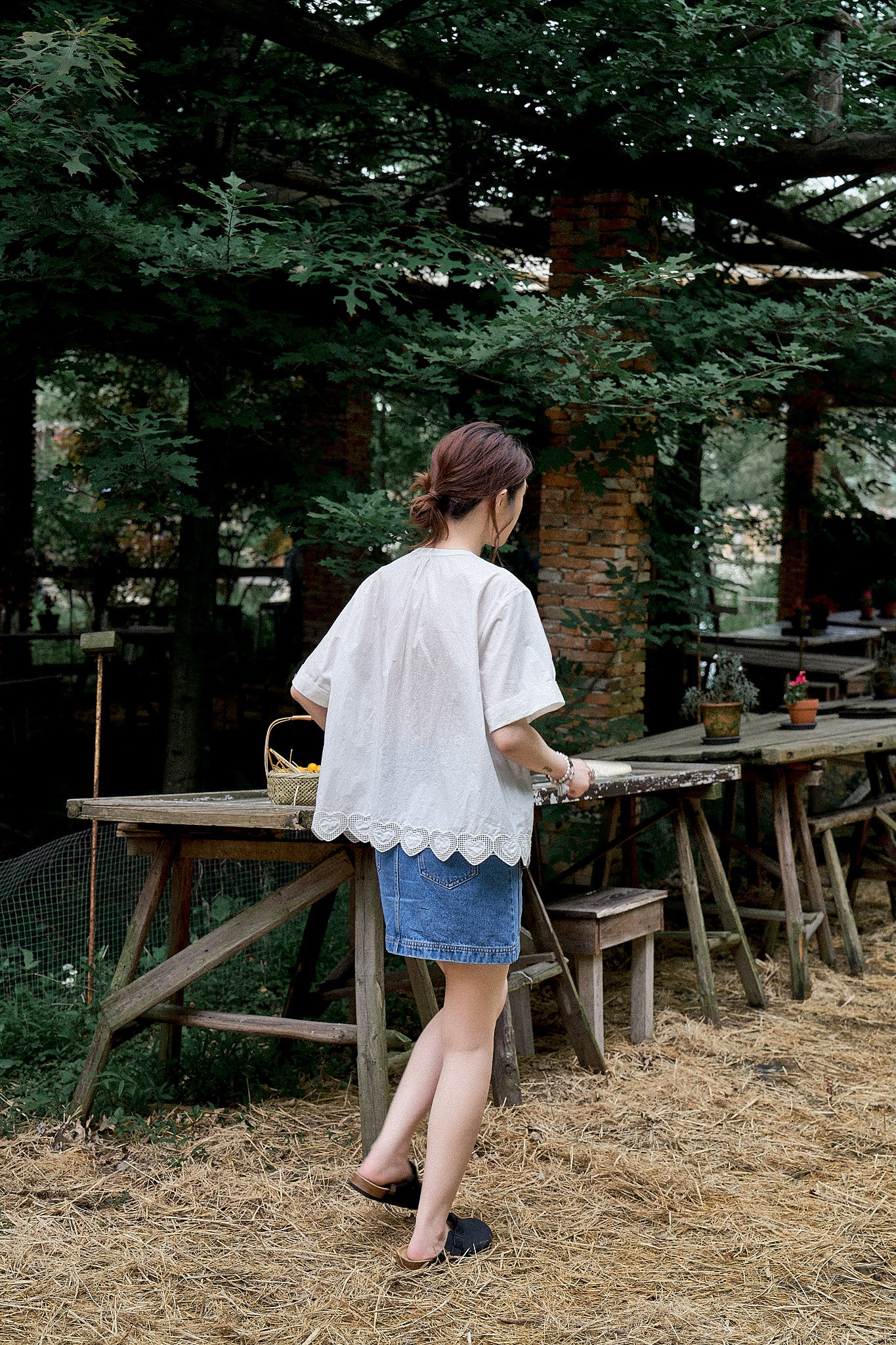 "Blue Islet Denim" High-Waisted A-Line Denim Skirt with Stylish Workwear Design